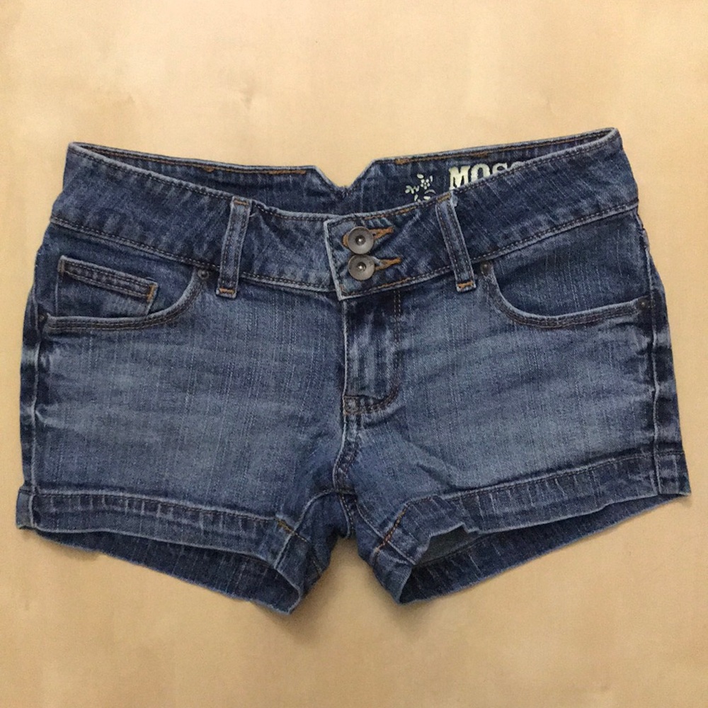 ✨Mossimo Supply Co.✨Medium Blue Wash Shorts